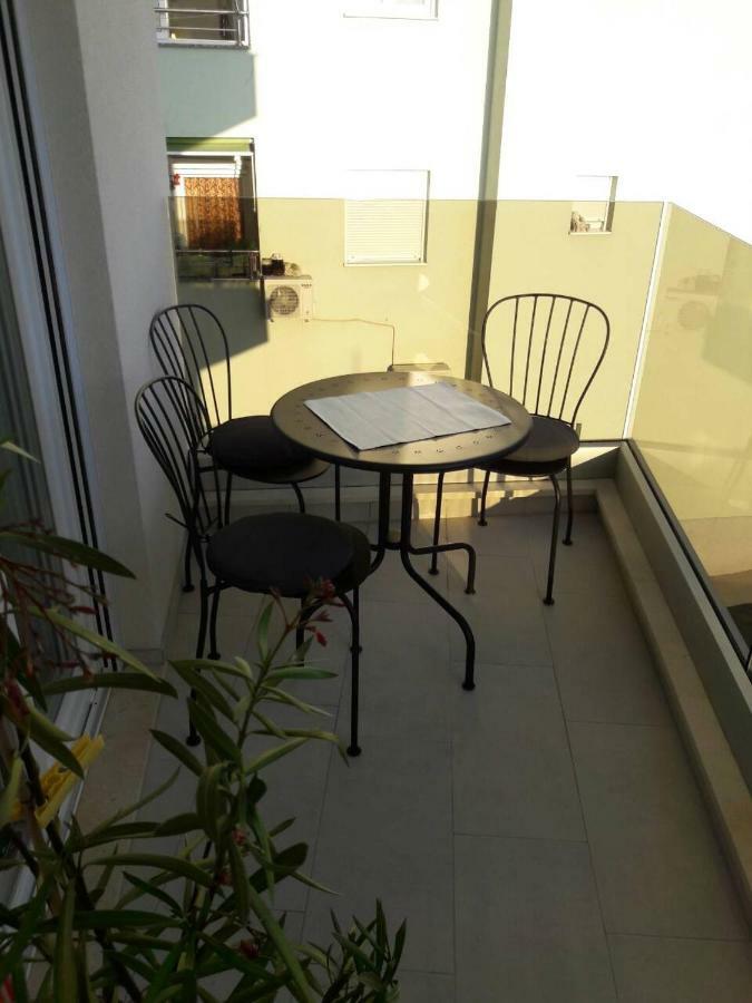 Apartman Petra Makarska Exterior photo