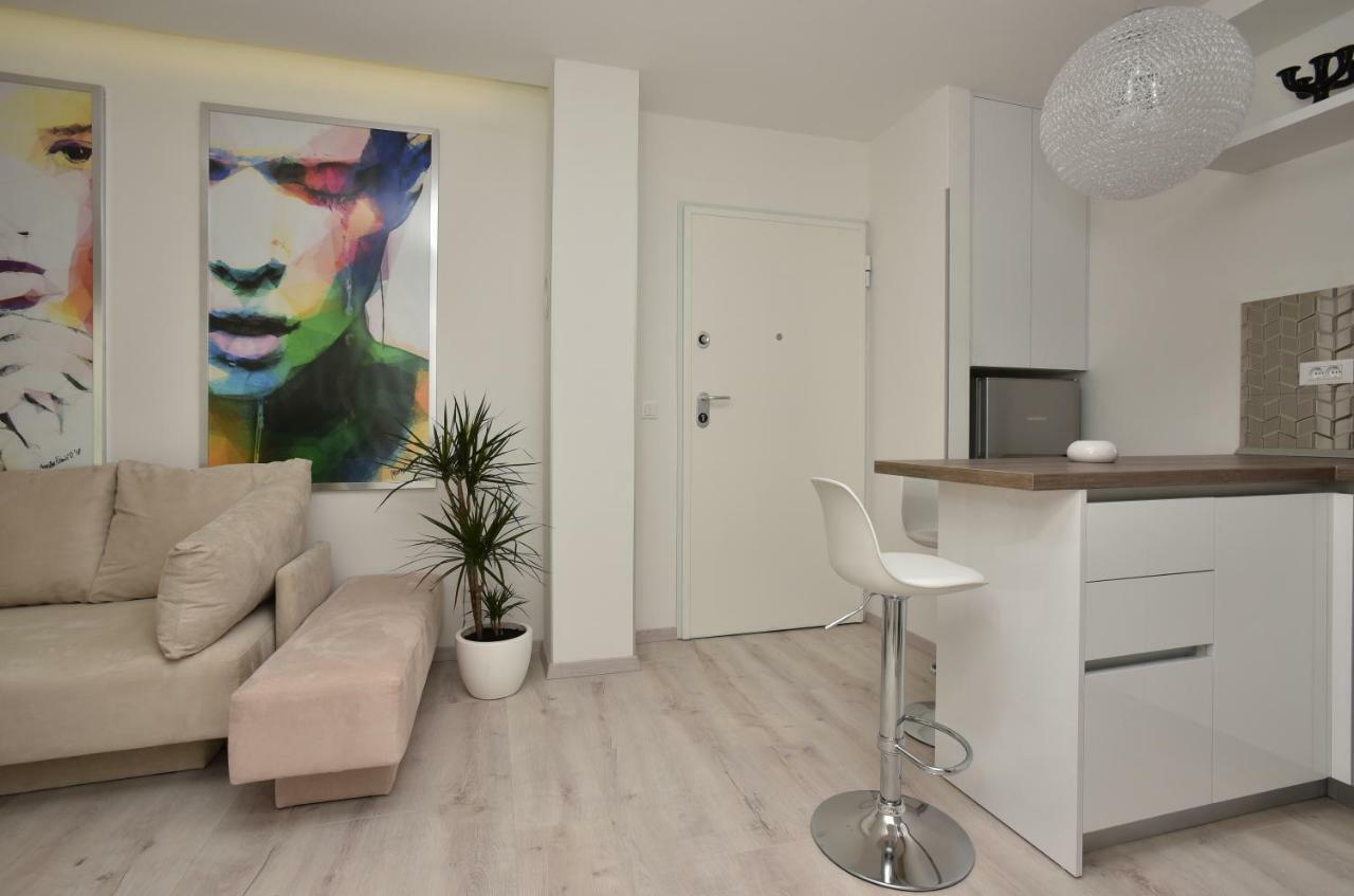 Apartman Petra Makarska Exterior photo