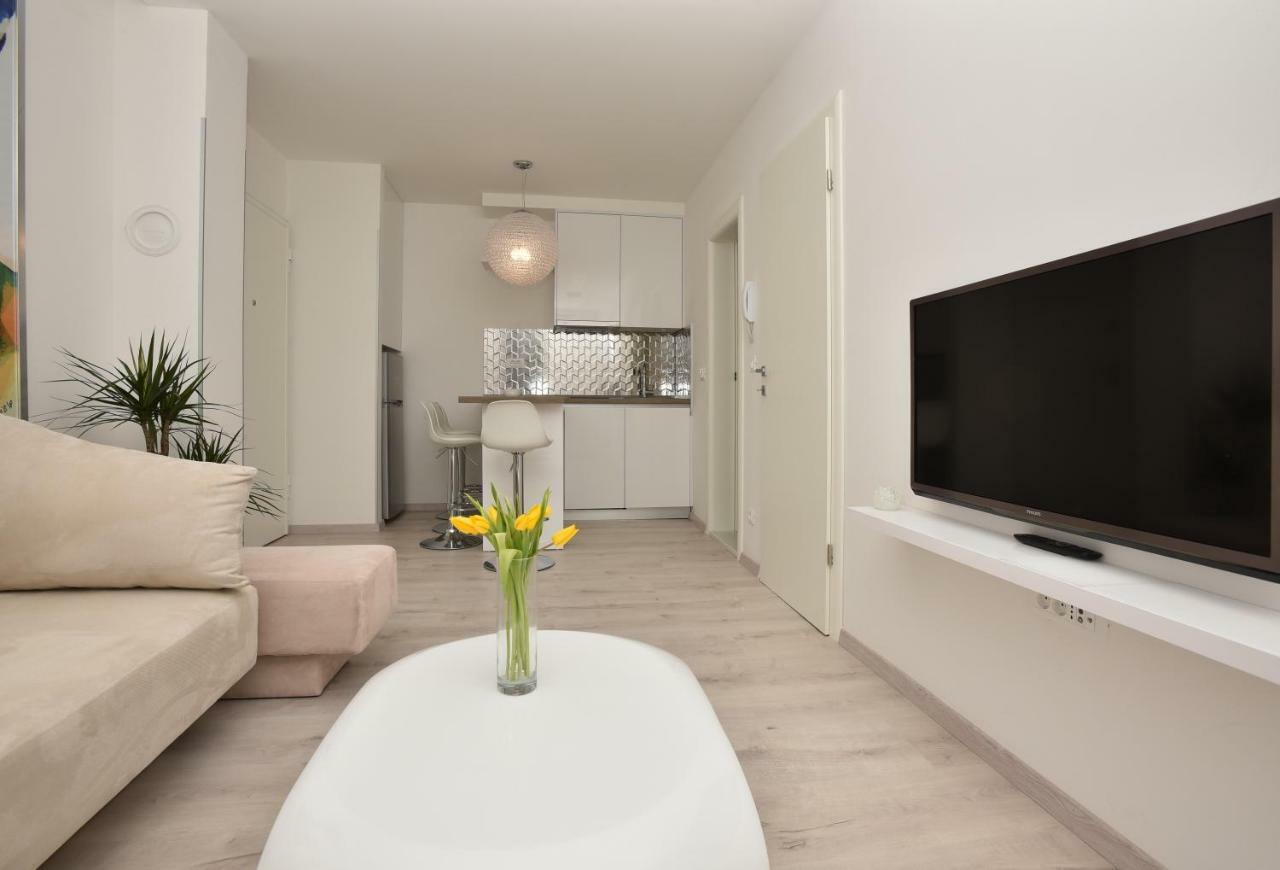Apartman Petra Makarska Exterior photo